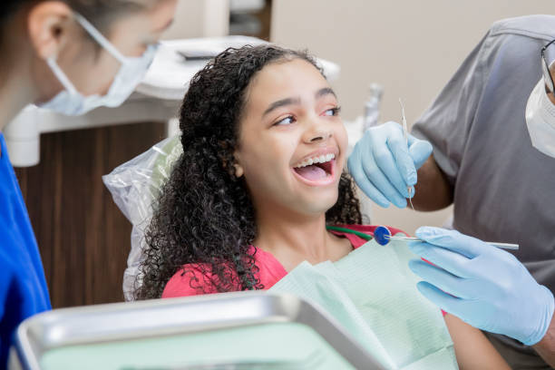 Best Emergency Tooth Extraction in Centreville, MI